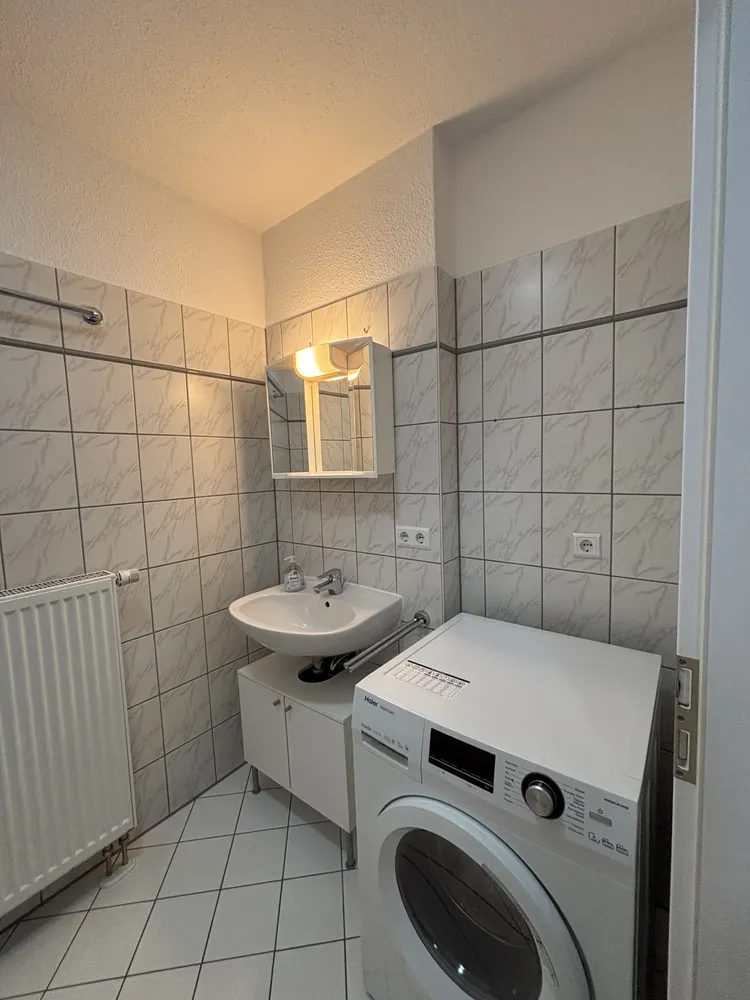 1 room apartment with 33 m² in Regensburg – Photo 11
