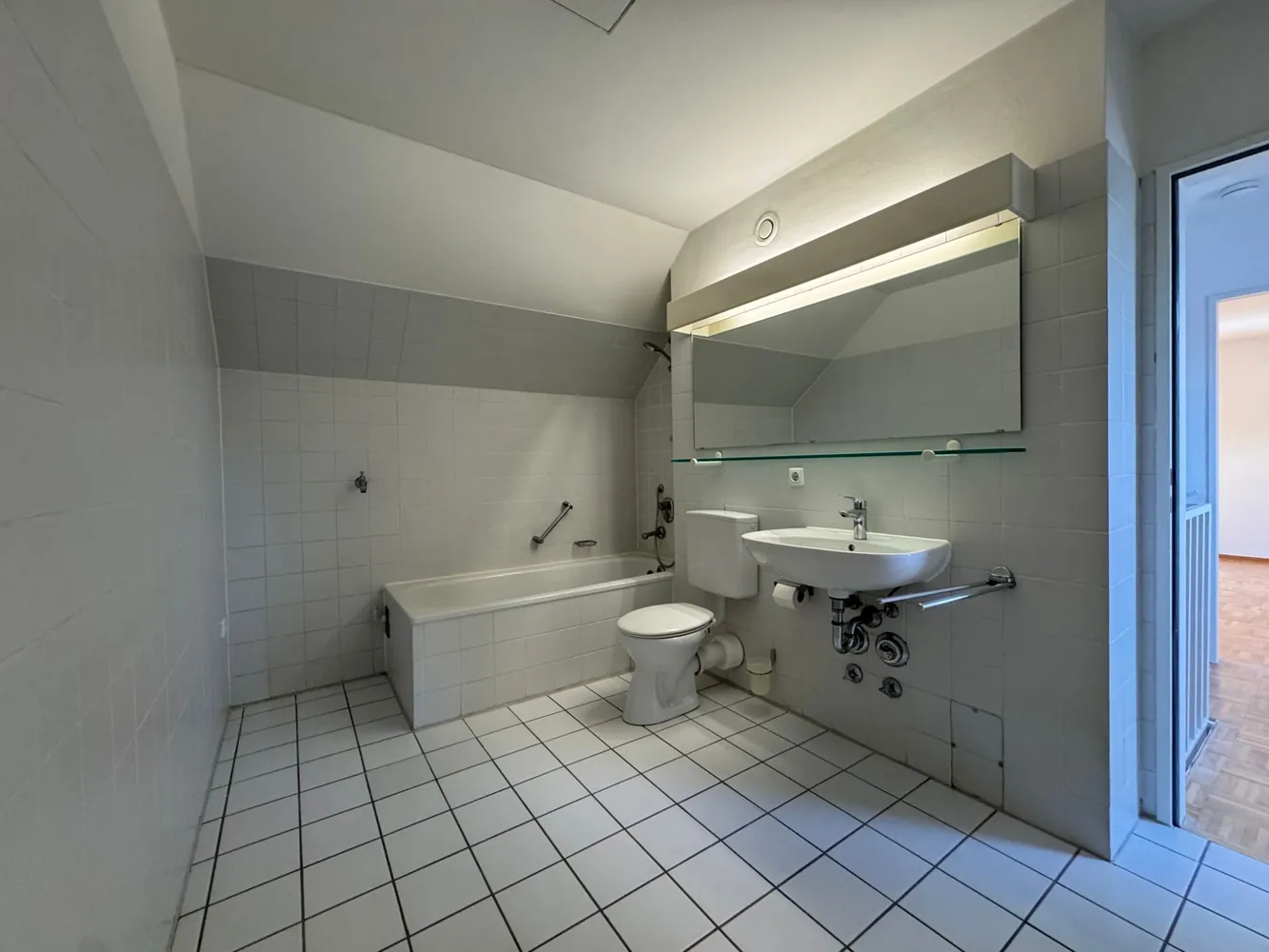 2 Zimmer Wohnung mit 83 m² in Hamburg – Bild 1
