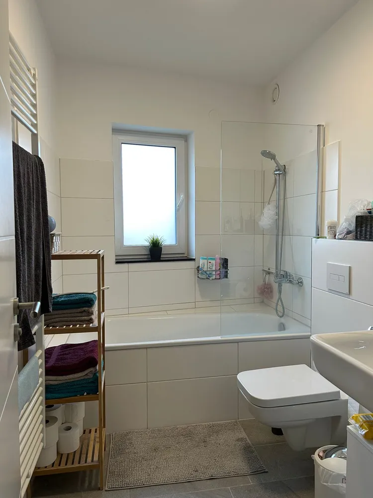 2 Zimmer Wohnung mit 75 m² in Langenhagen – Bild 1