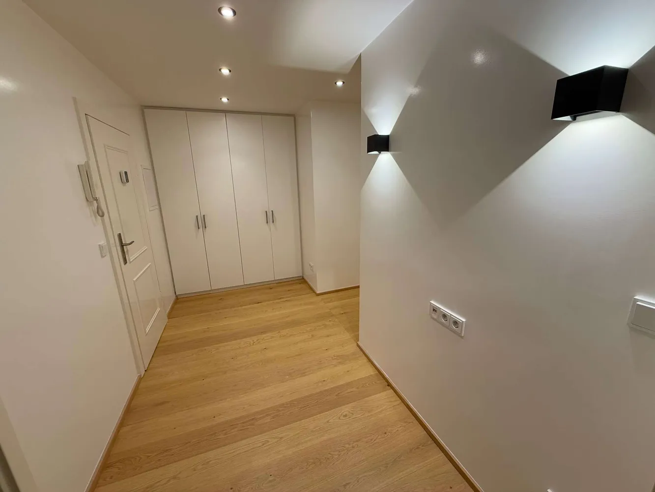 2 Zimmer Wohnung mit 70 m² in München – Bild 7