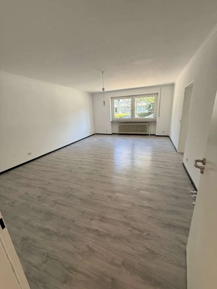 3 Zimmer Wohnung mit 100 m² in Wiesbaden – Bild 3