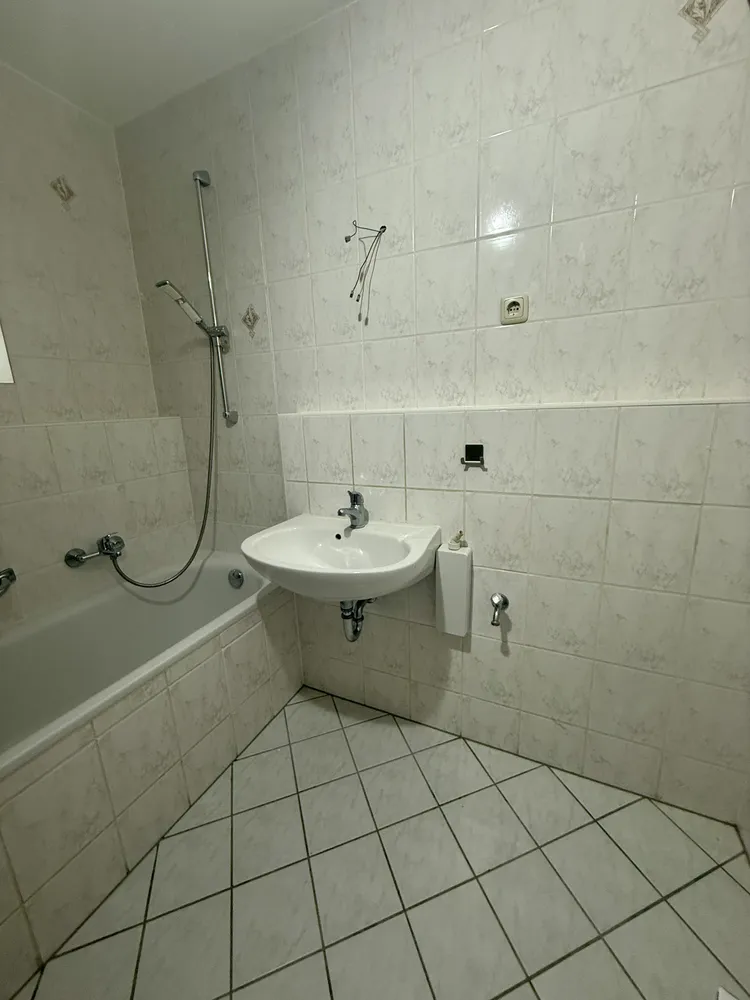 4 room apartment with 72 m² in Chemnitz – Photo 4