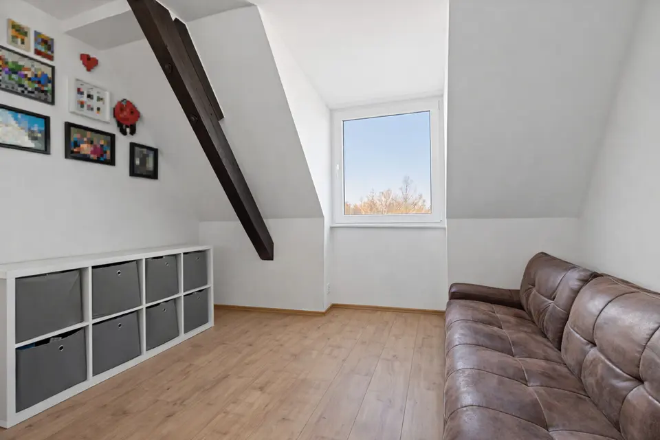 4 Zimmer Wohnung mit 93 m² in Bitterfeld-Wolfen – Bild 6