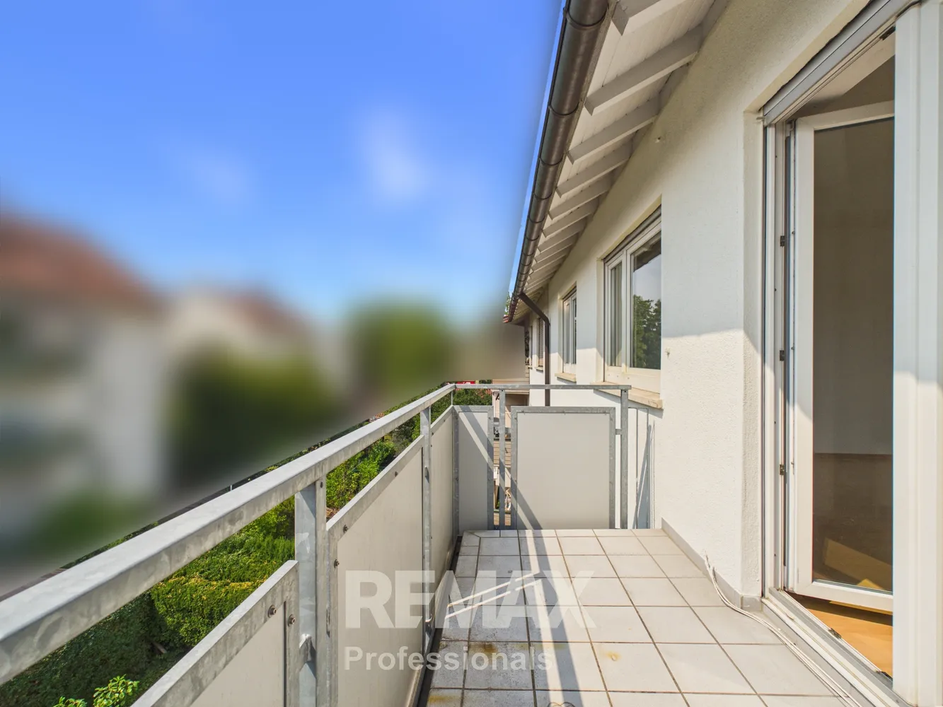 3 room apartment with 73 m² in Fellbach – Photo 2