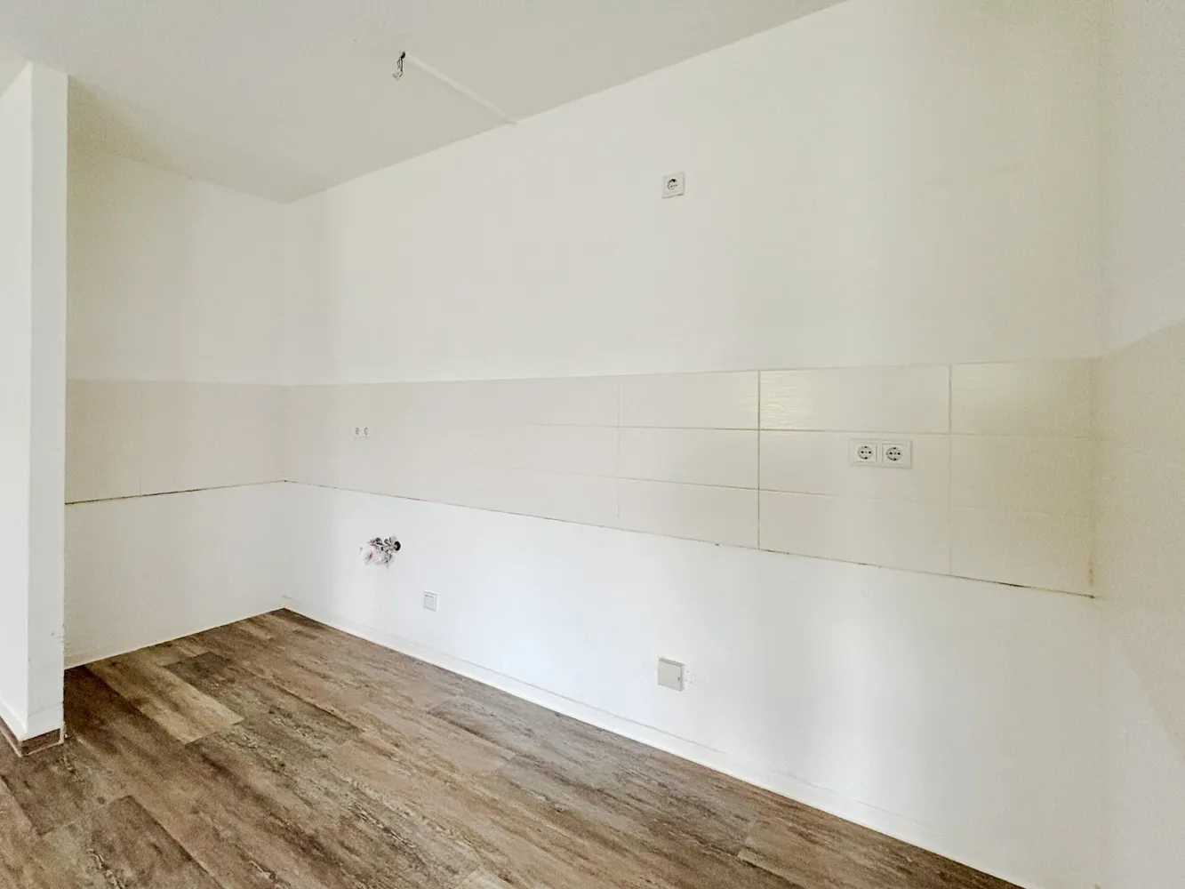 2 Zimmer Wohnung mit 67 m² in Magdeburg – Bild 2