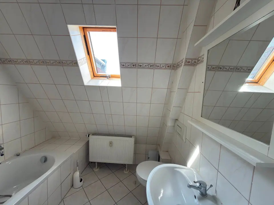 3 Zimmer Wohnung mit 70 m² in Weißenfels – Bild 6