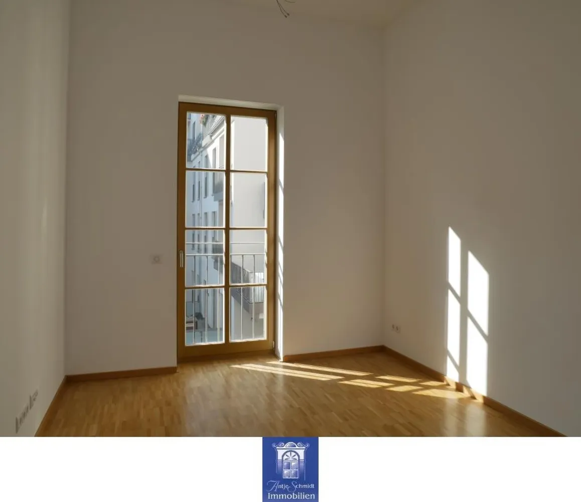 5 Zimmer Wohnung mit 128 m² in Dresden – Bild 4