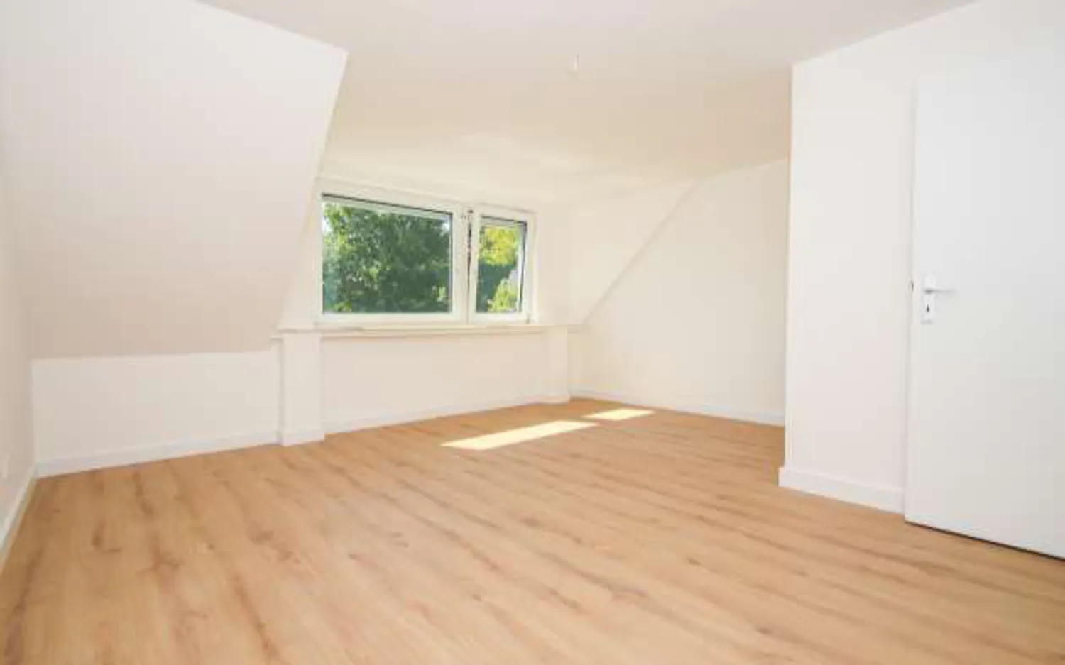 5 Zimmer Haus mit 190 m² in Erkrath – Bild 4