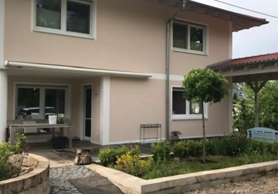 6 Zimmer Haus mit 166 m² in Augsburg – Bild 1