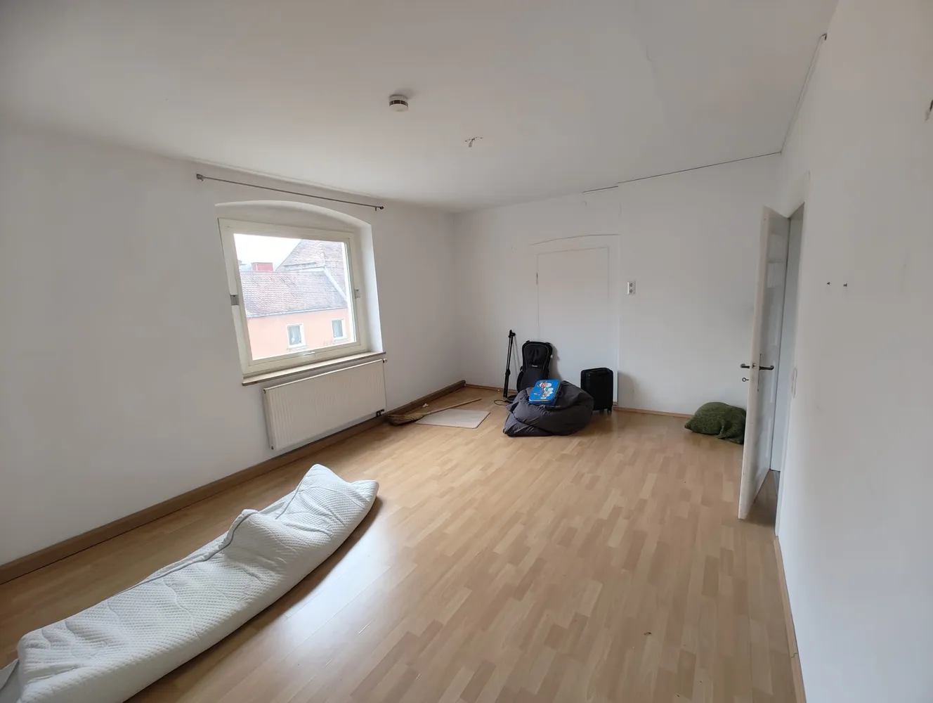 4 Zimmer Wohnung mit 107 m² in Hof – Bild 1