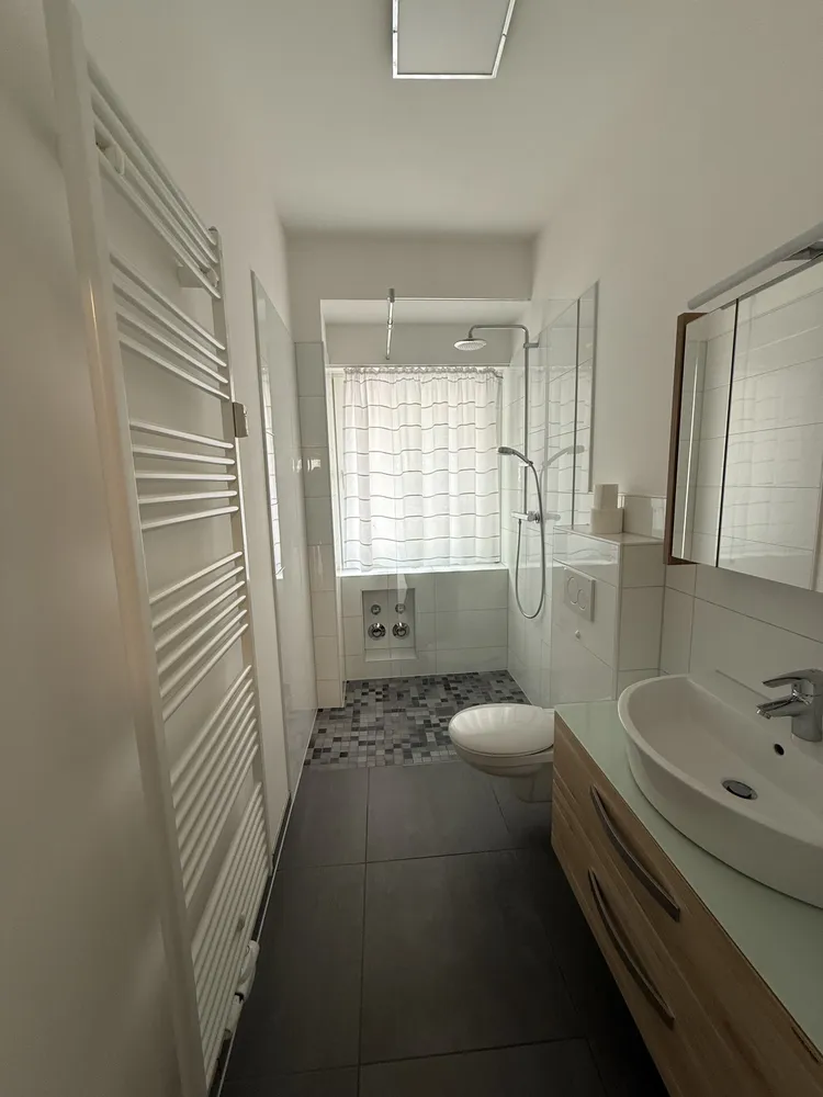 2 Zimmer Wohnung mit 69 m² in Düsseldorf – Bild 8