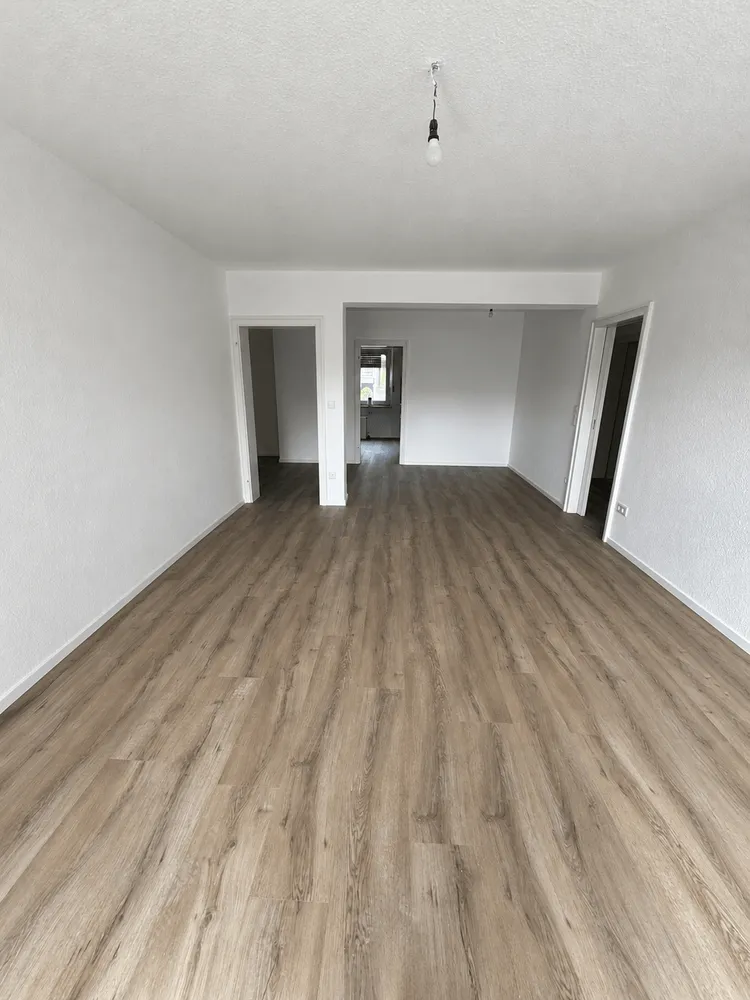 4 Zimmer Wohnung mit 75 m² in Duisburg – Bild 2