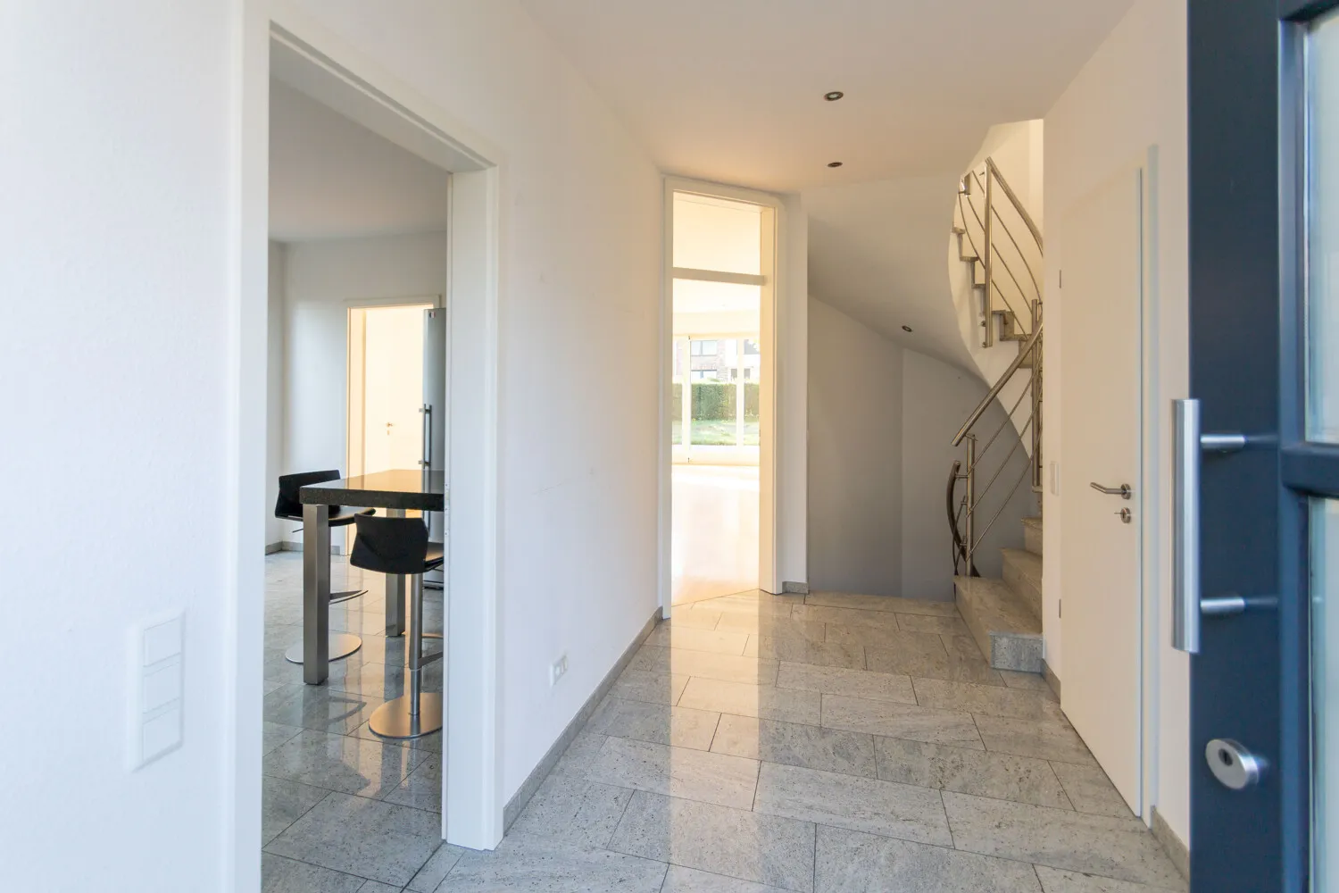 5 Zimmer Haus mit 250 m² in Neuss – Bild 8