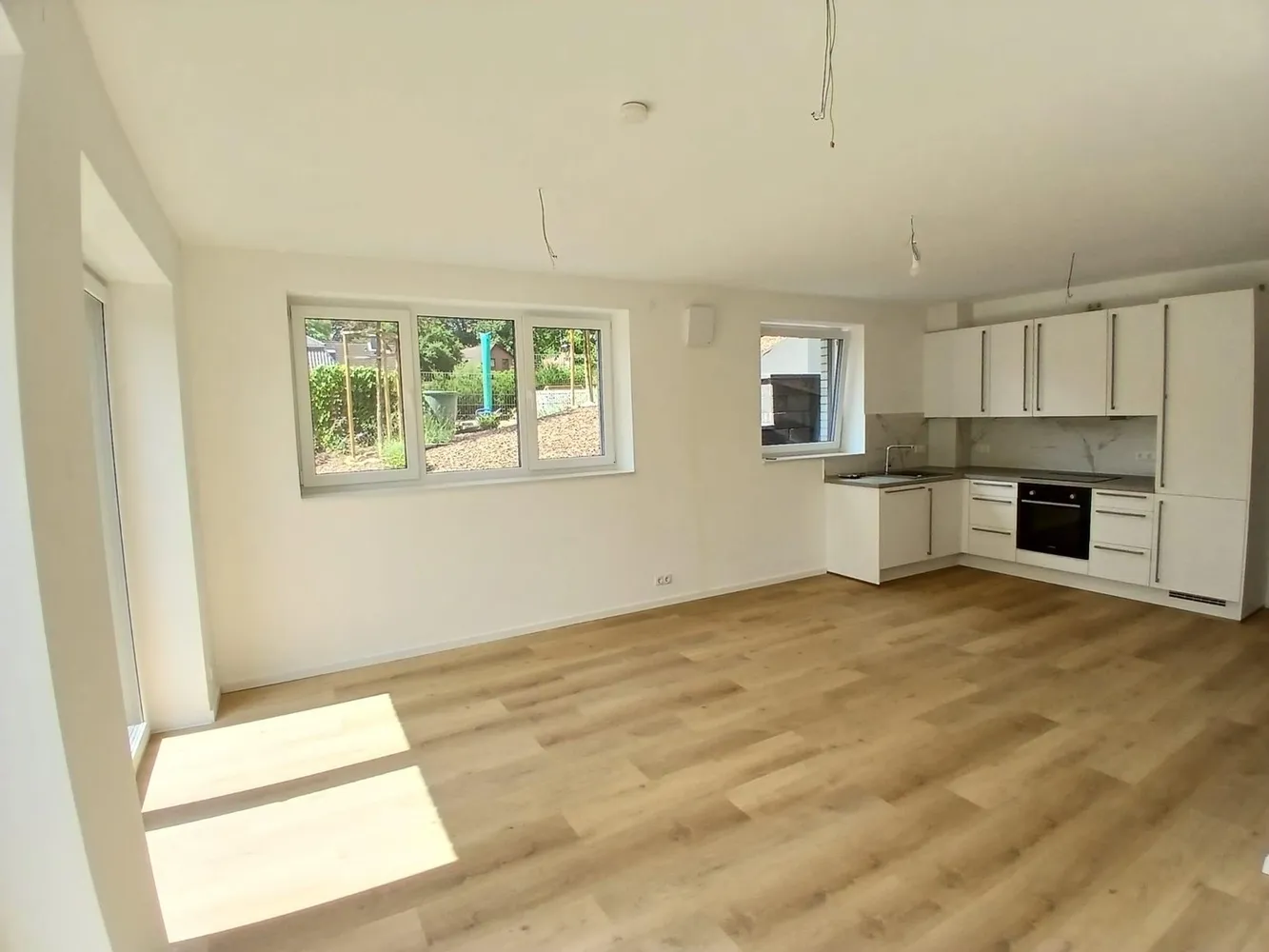 2 Zimmer Wohnung mit 74 m² in Hamburg – Bild 3