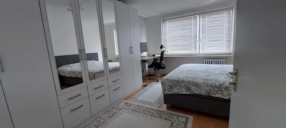 4 Zimmer Wohnung mit 77 m² in Kiel – Bild 2