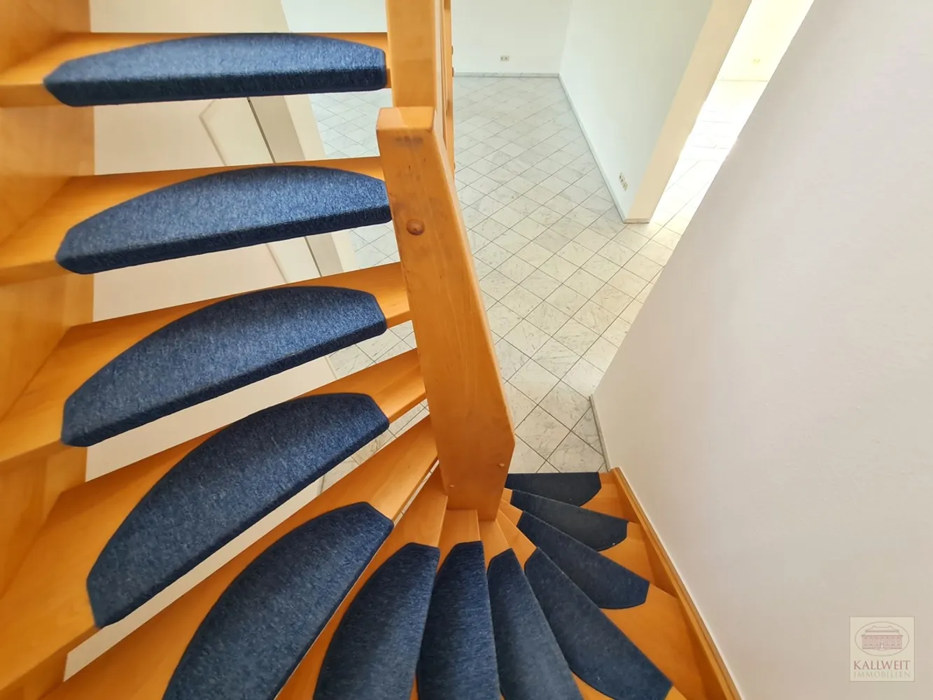 3 Zimmer Wohnung mit 118 m² in Düsseldorf – Bild 6