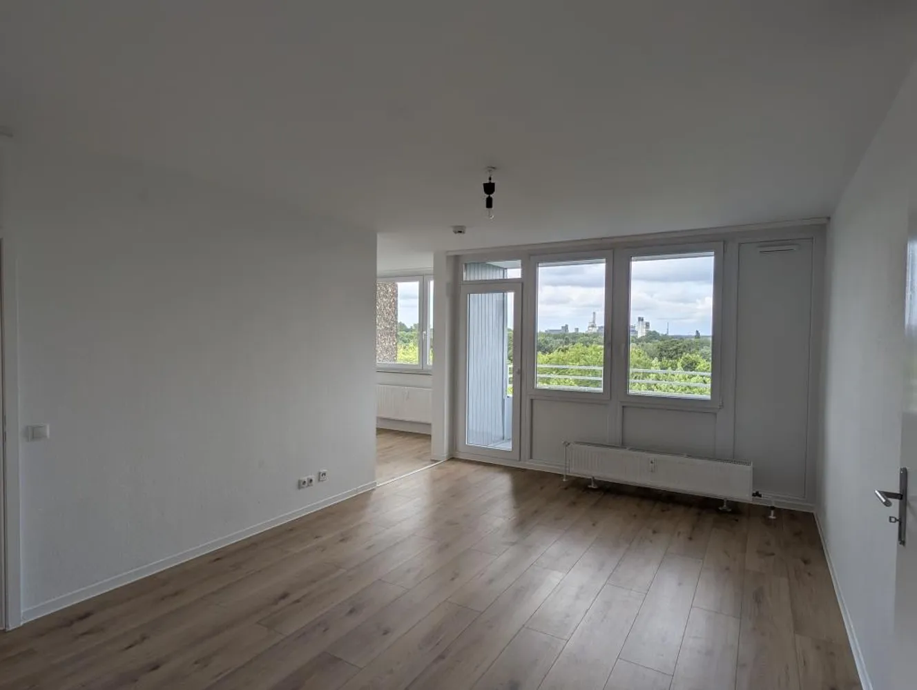 2 room apartment with 65 m² in Duisburg – Photo 1