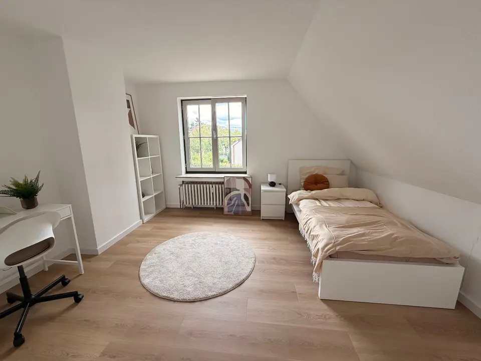 9 Zimmer Wohnung mit 216 m² in Euskirchen – Bild 3