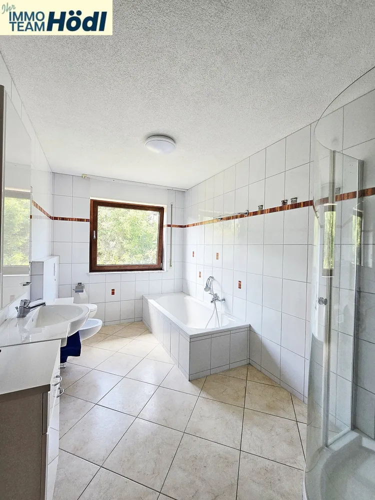4 Zimmer Wohnung mit 114 m² in Rottenburg am Neckar – Bild 2