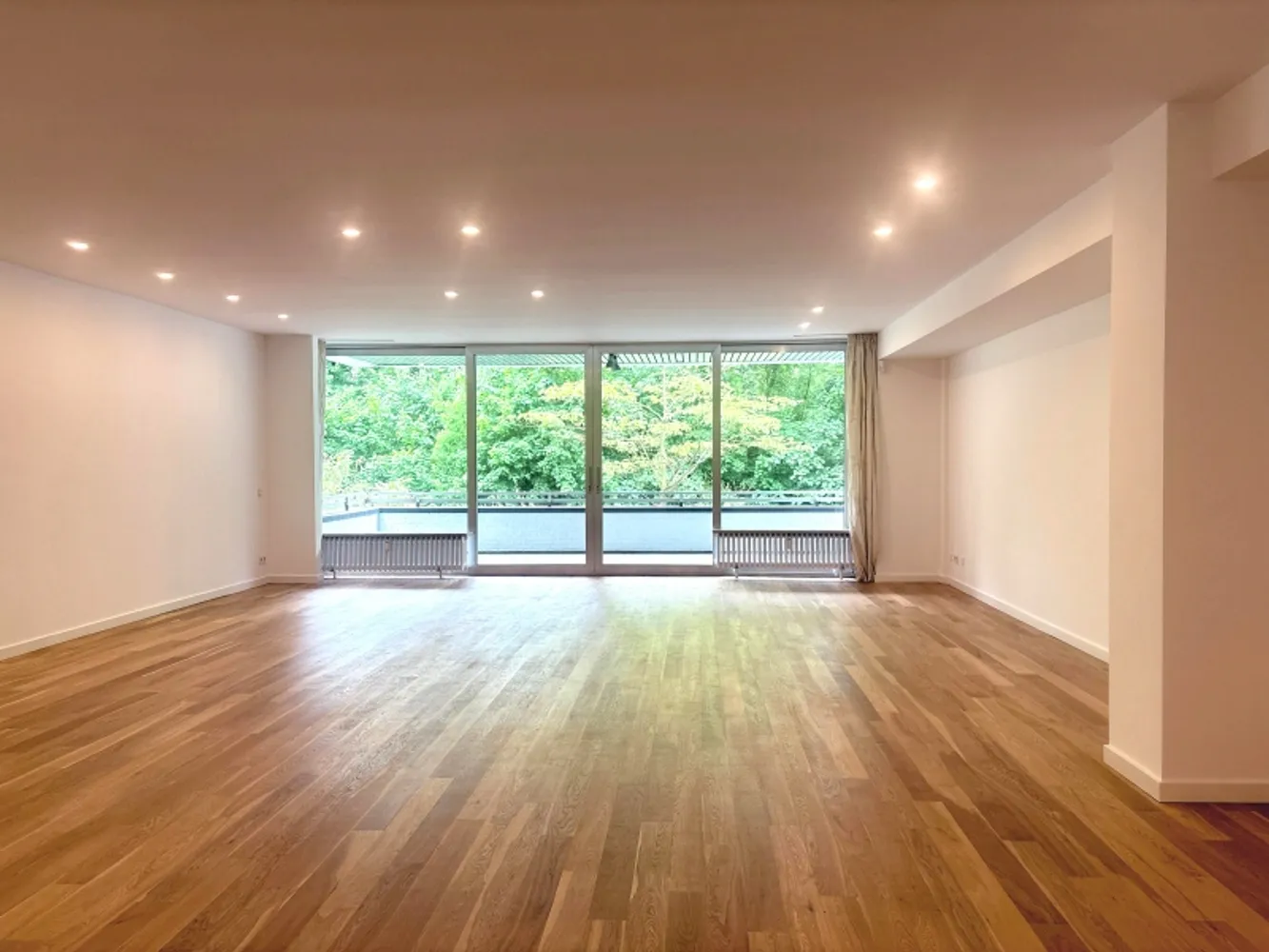 3 Zimmer Wohnung mit 231 m² in Köln – Bild 2