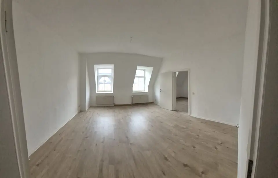 2 Zimmer Wohnung mit 43 m² in Plauen – Bild 1
