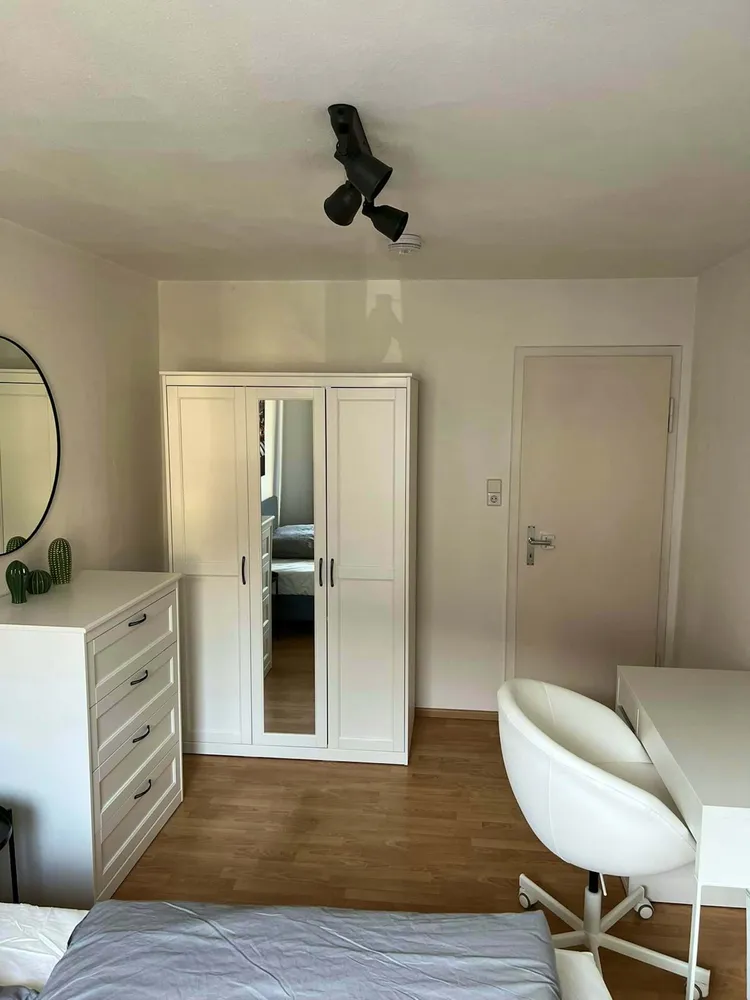 WG-Zimmer mit 20 m² in Stuttgart – Bild 6