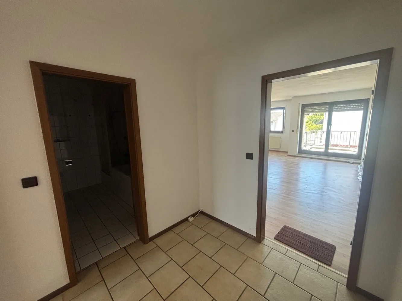 2 Zimmer Wohnung mit 62 m² in Köln – Bild 2