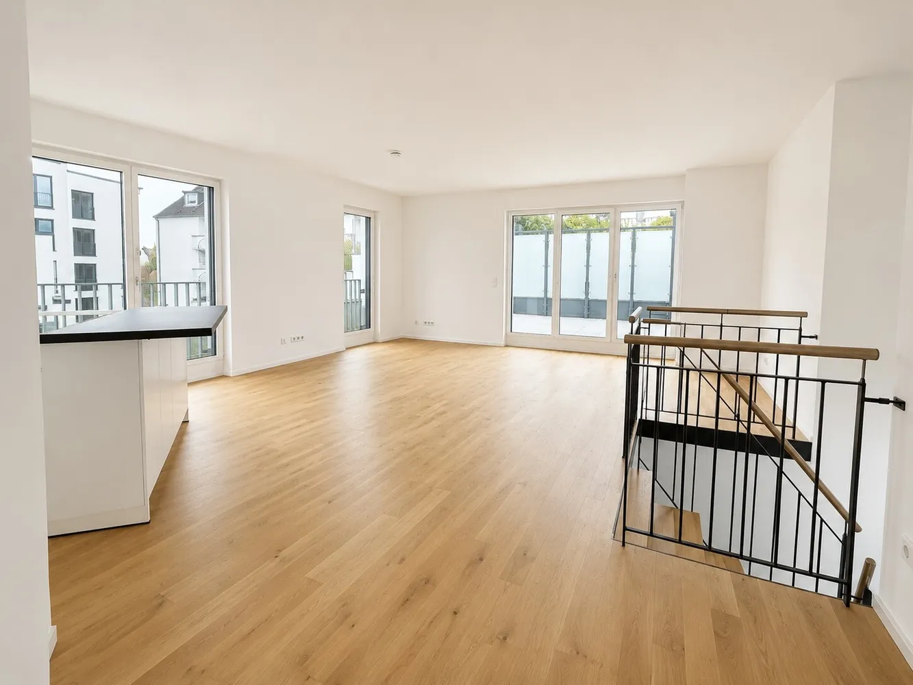 3 Zimmer Wohnung mit 101 m² in Düsseldorf – Bild 2