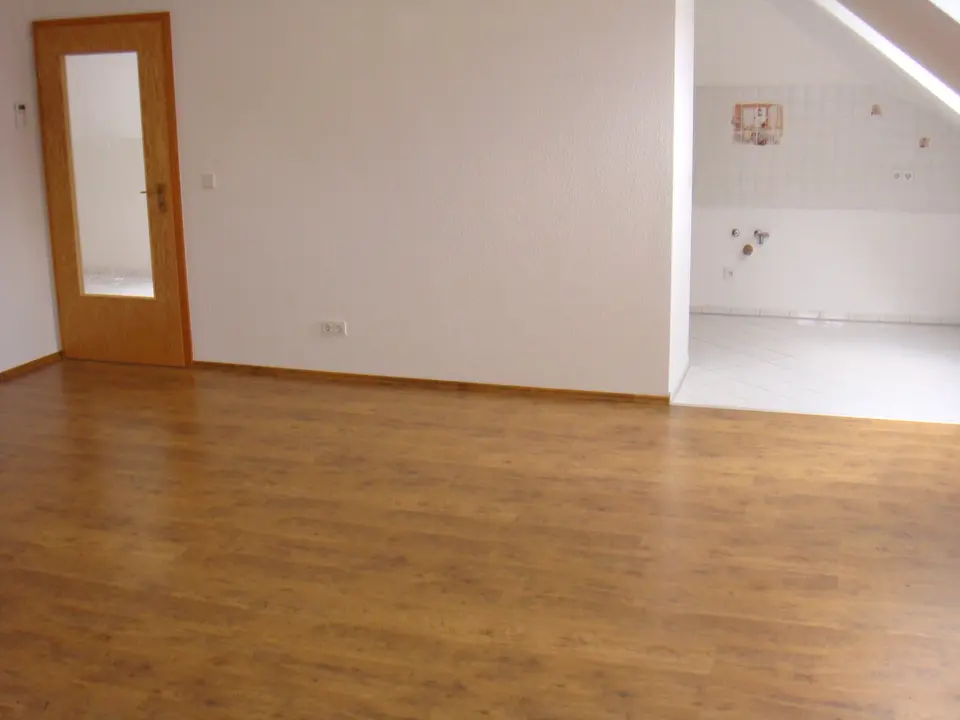 2 Zimmer Wohnung mit 65 m² in Pirna – Bild 3