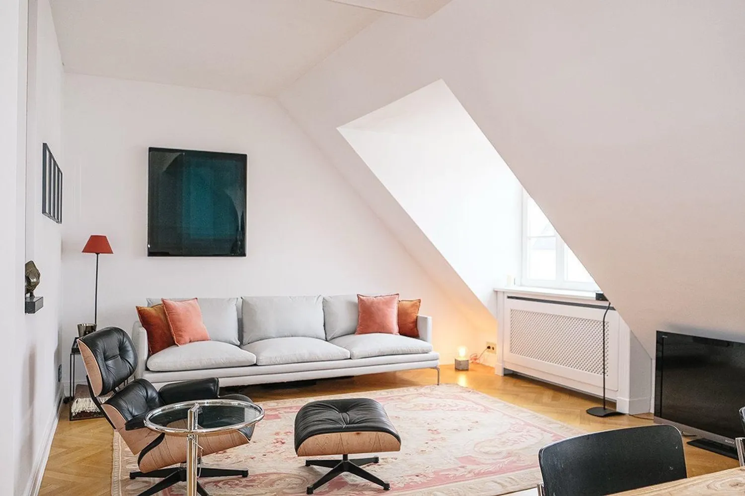 2 Zimmer Wohnung mit 96 m² in Hamburg – Bild 2