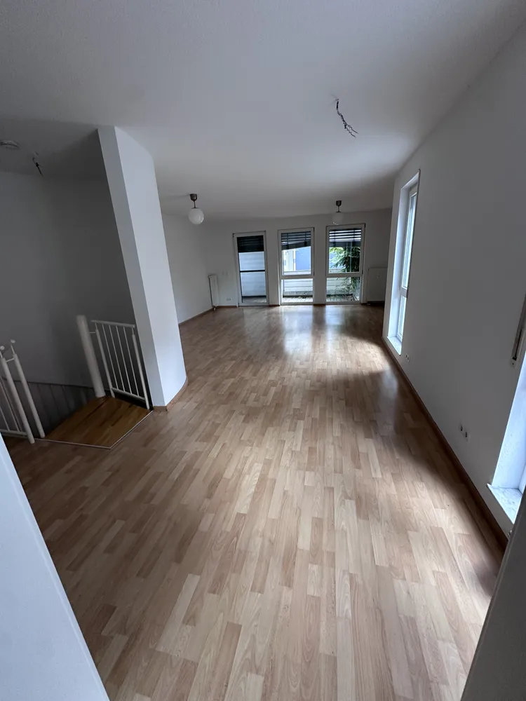 3 Zimmer Wohnung mit 92 m² in Stuttgart – Bild 2