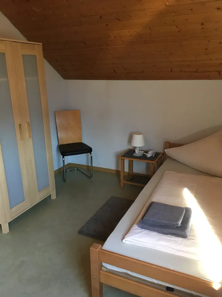 WG-Zimmer mit 19 m² in Metzingen – Bild 2