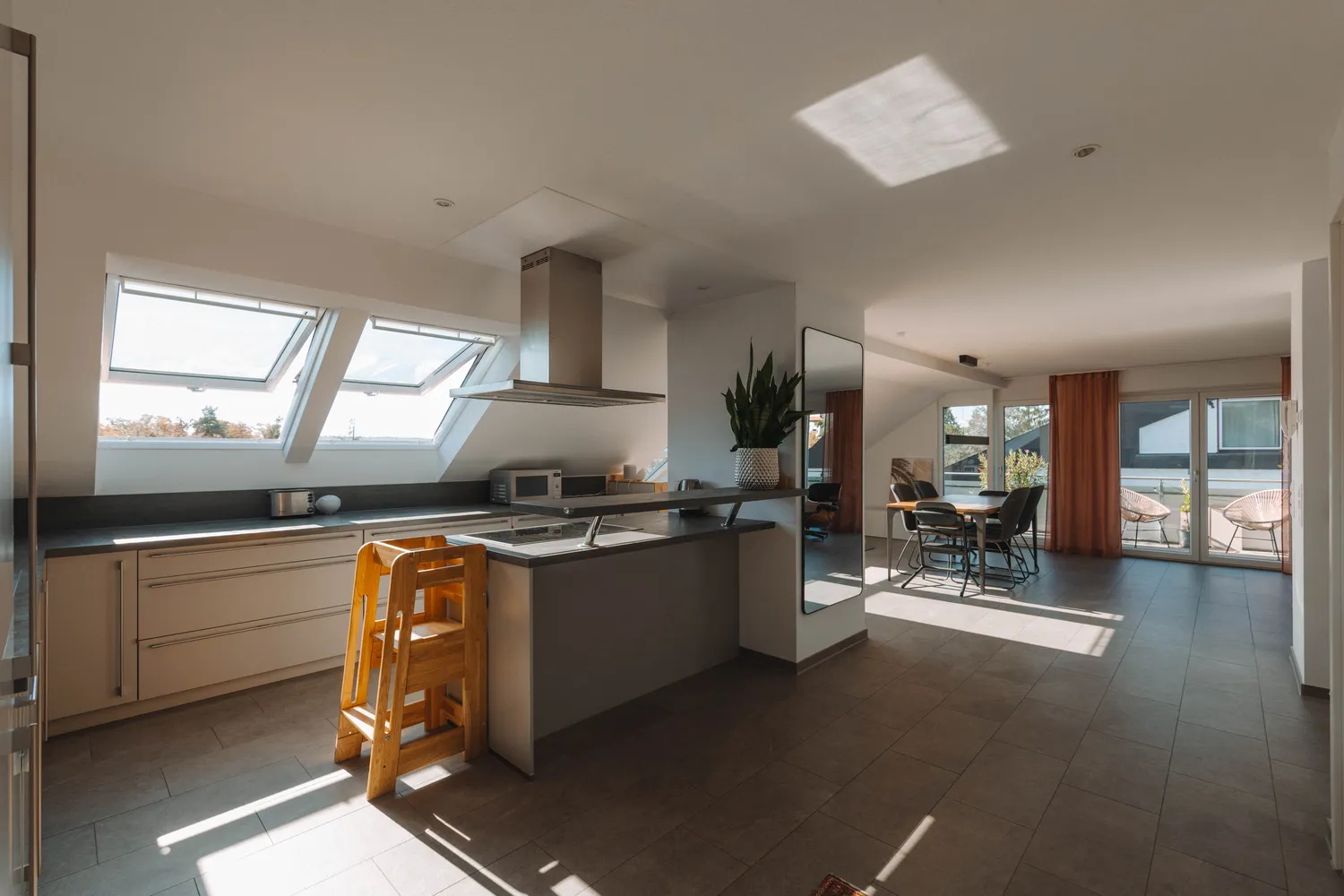 4 Zimmer Wohnung mit 98 m² in Böblingen – Bild 6