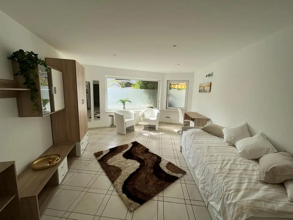 WG-Zimmer mit 37 m² in Leonberg – Bild 1