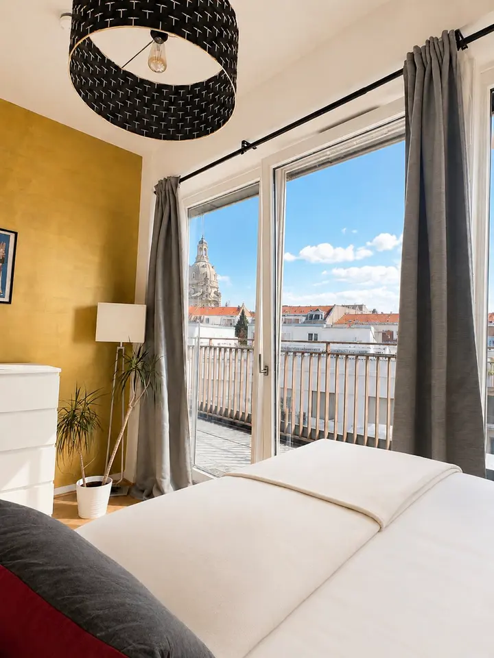 6 Zimmer Wohnung mit 127 m² in Dresden – Bild 2