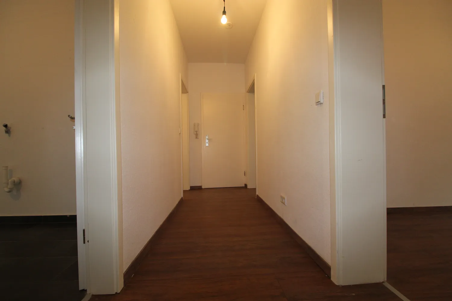 2 Zimmer Wohnung mit 55 m² in Wiesbaden – Bild 3