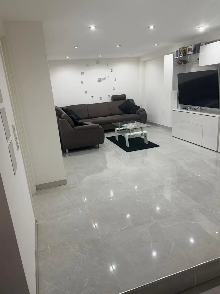 2 Zimmer Wohnung mit 65 m² in Saarbrücken – Bild 9