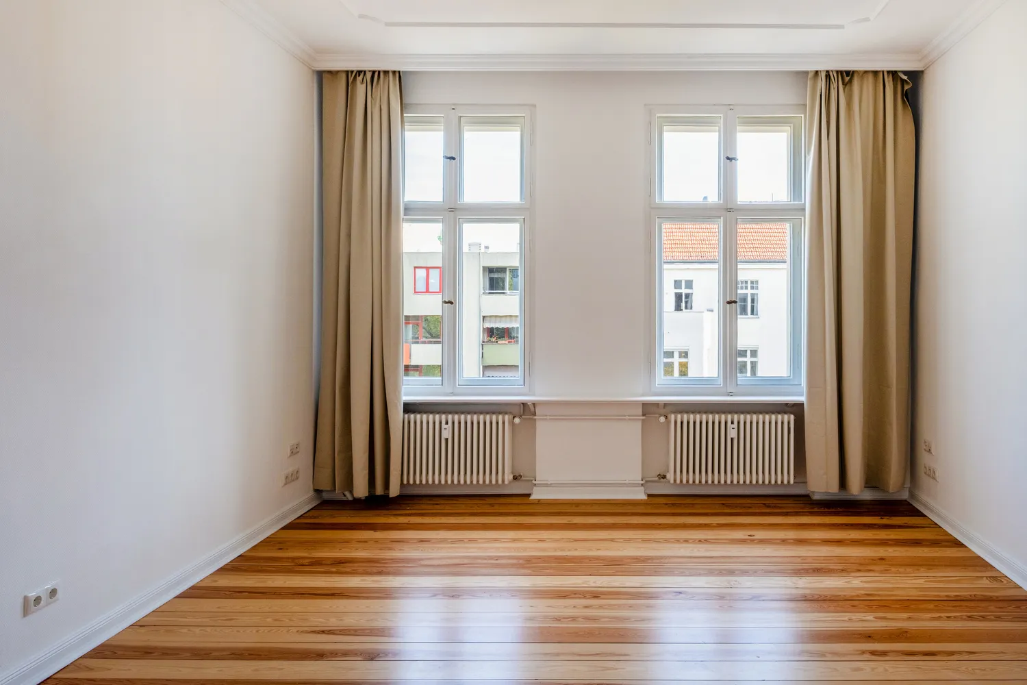 7 Zimmer Wohnung mit 213 m² in Berlin – Bild 9