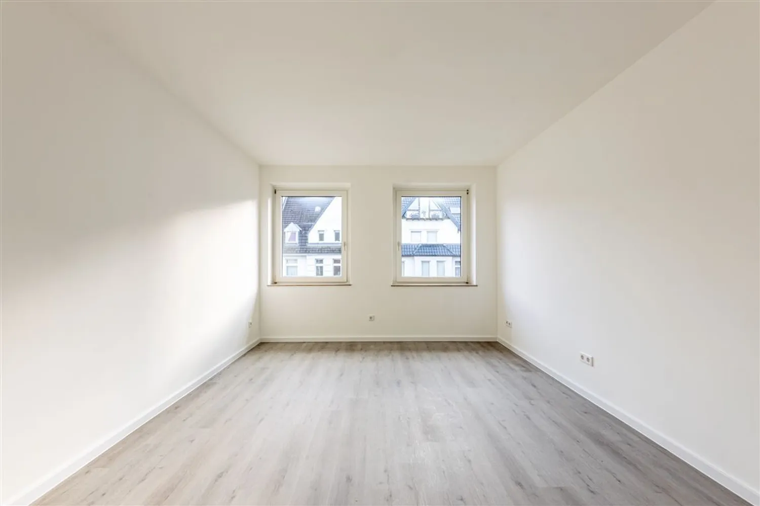 3 Zimmer Wohnung mit 70 m² in Neuss – Bild 2