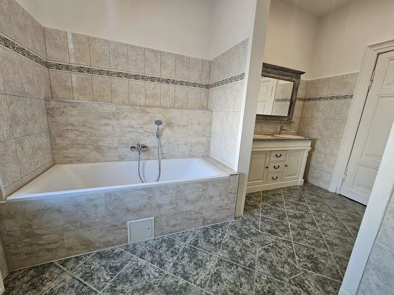 8 Zimmer Haus mit 715 m² in Torgau – Bild 11