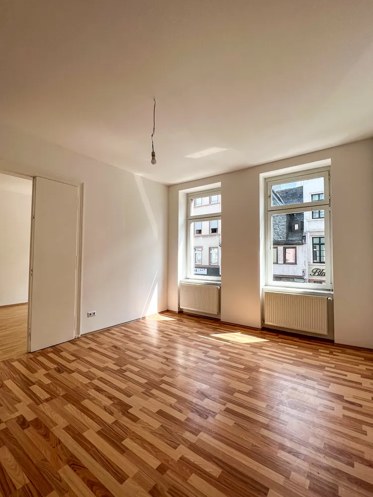 4 Zimmer Wohnung mit 105 m² in Frankfurt am Main – Bild 8