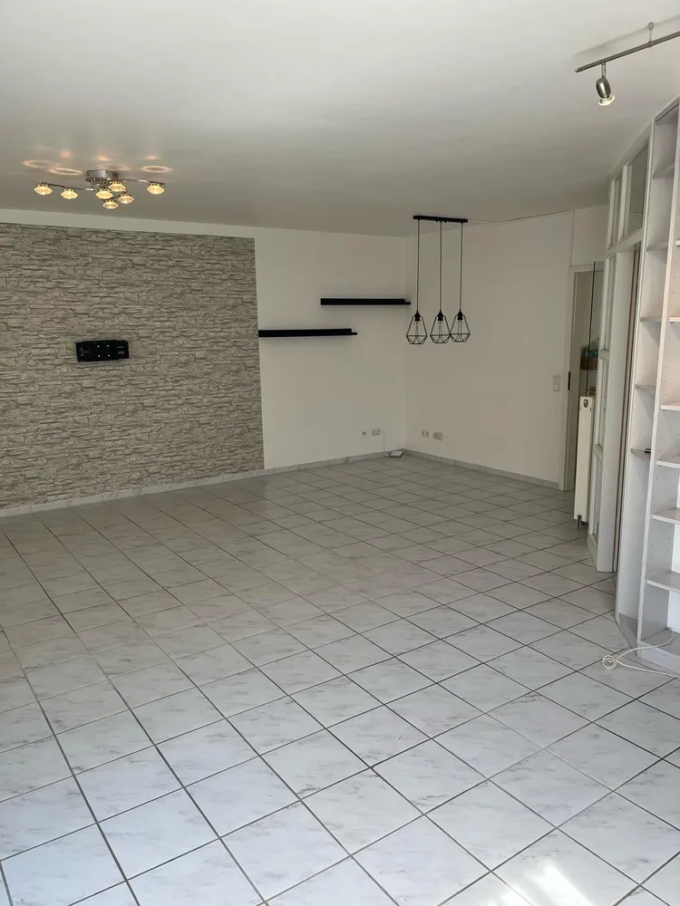 2 Zimmer Wohnung mit 67 m² in Wiesbaden – Bild 6