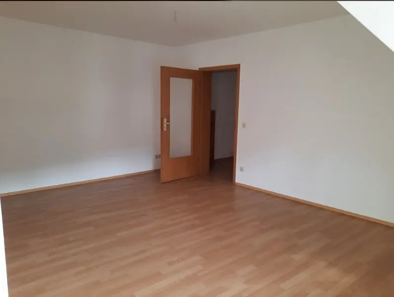3 Zimmer Wohnung mit 120 m² in Löbau – Bild 4