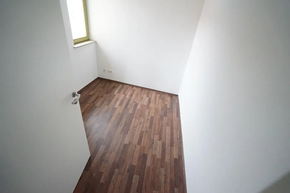 4 Zimmer Wohnung mit 70 m² in Delitzsch – Bild 1