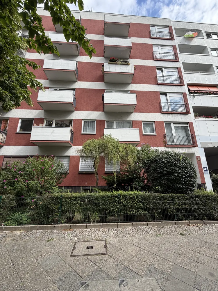 1 Zimmer Wohnung mit 35 m² in Berlin – Bild 2