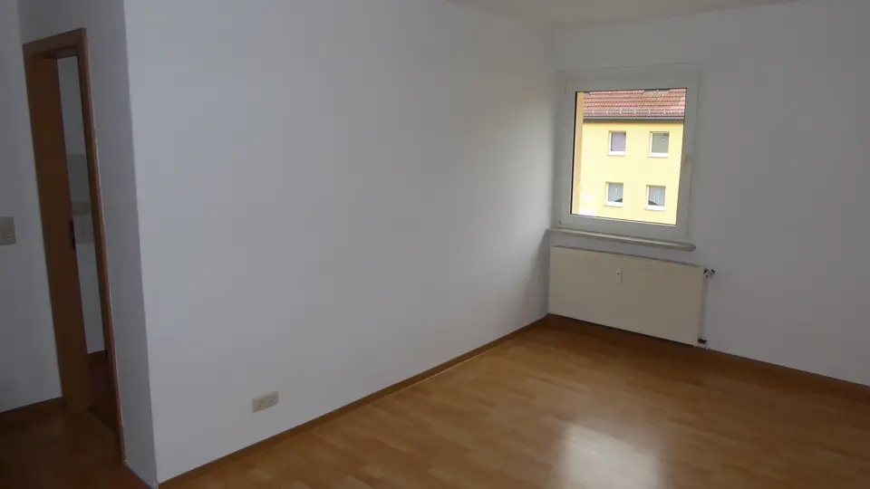 3 Zimmer Wohnung mit 48 m² in Saalfeld/Saale – Bild 1