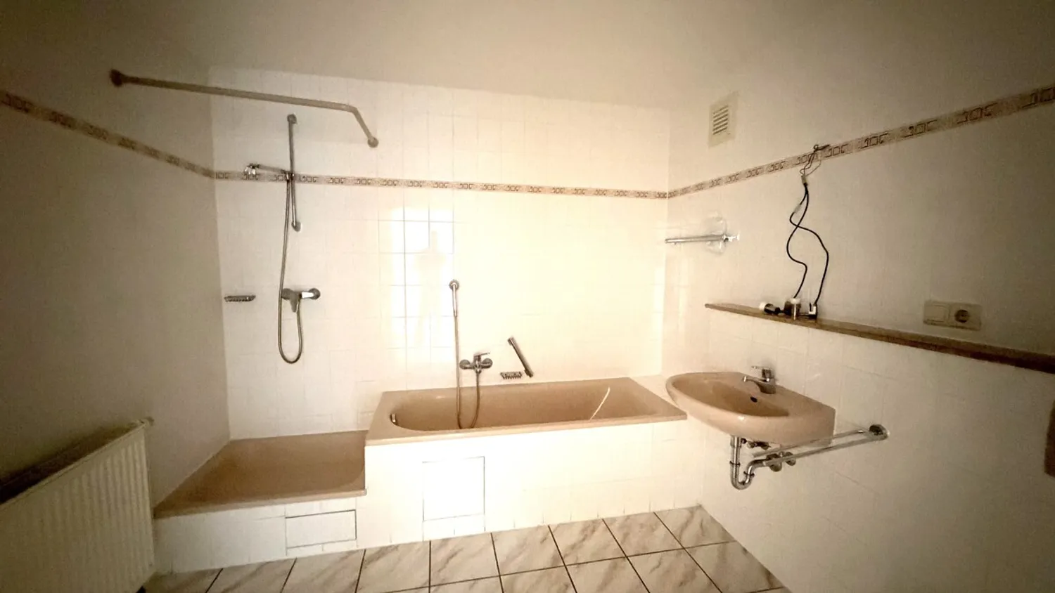 2 Zimmer Wohnung mit 60 m² in Meißen – Bild 5