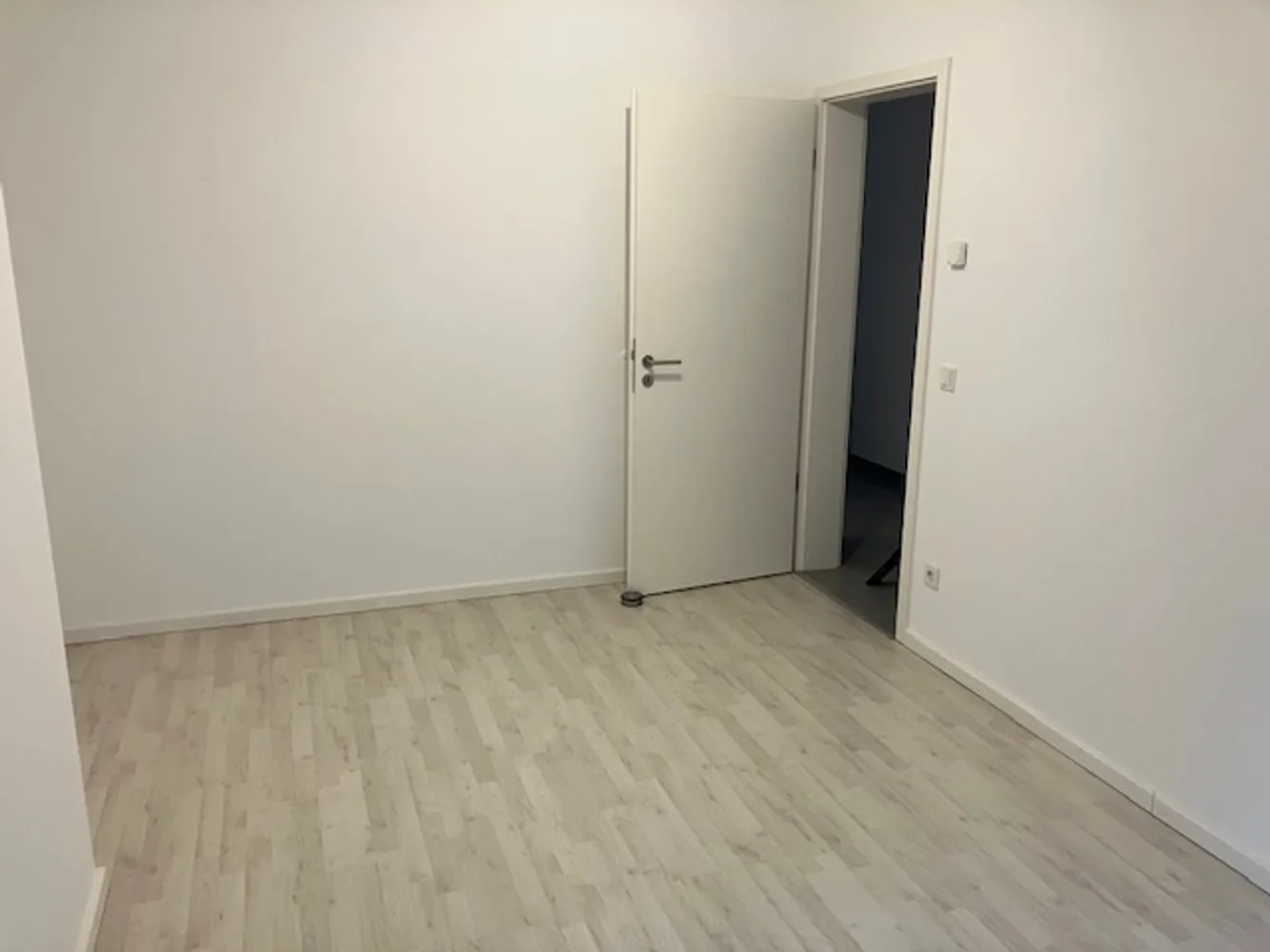 3 Zimmer Wohnung mit 85 m² in Düsseldorf – Bild 2