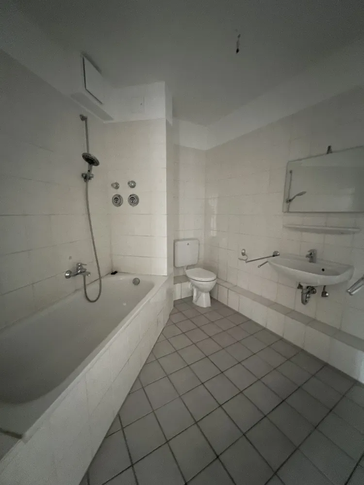 2 Zimmer Wohnung mit 70 m² in Frankfurt am Main – Bild 6