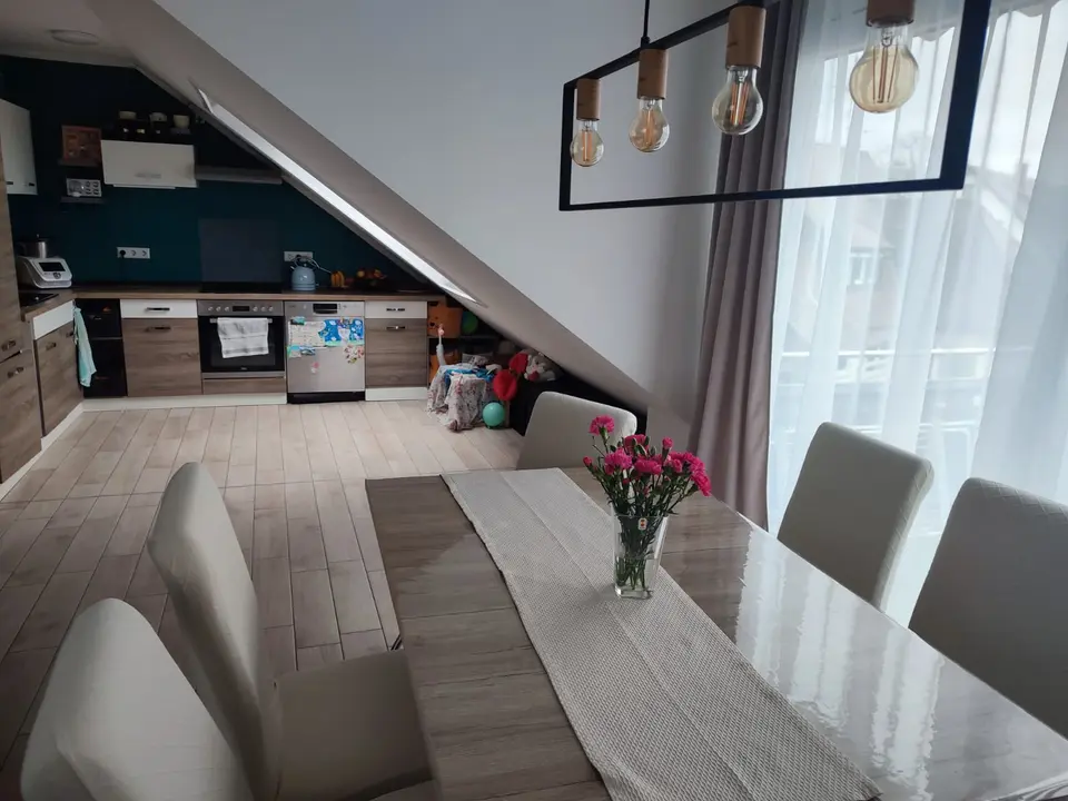 2 Zimmer Wohnung mit 60 m² in Friedrichshafen – Bild 2